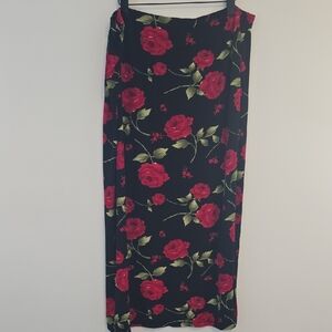 Vintage Plus Size Floral Black and Red Women's Maxi Skirt